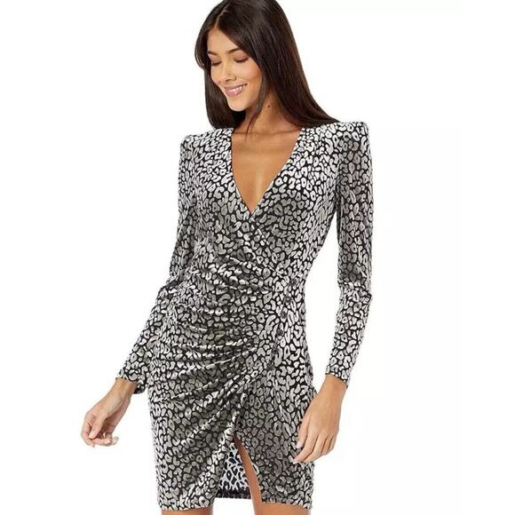 ASTR The Label Yasmin Faux Wrap Leopard Silver Long Sleeve MiniDress Size Small - Picture 1 of 13